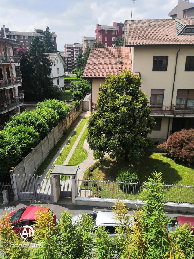 Hotel Flatmilan Cernusco Sul Naviglio Exterior foto