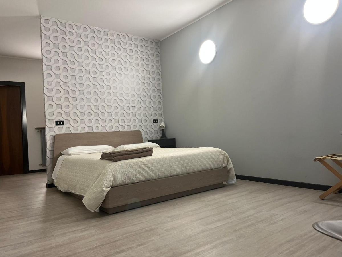 Hotel Flatmilan Cernusco Sul Naviglio Exterior foto