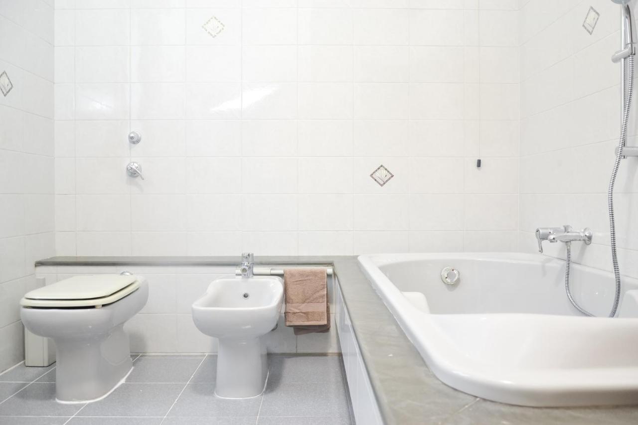 Hotel Flatmilan Cernusco Sul Naviglio Exterior foto